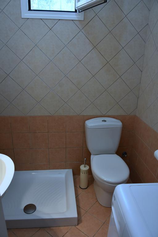 Studio A Apartment Kanali  Bagian luar foto
