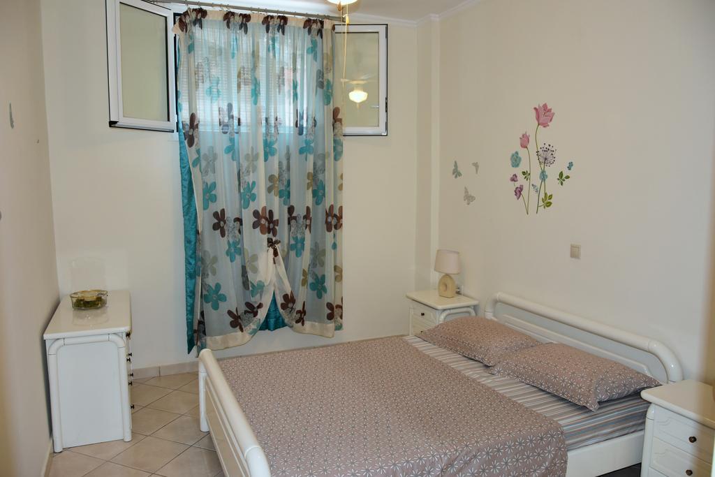 Studio A Apartment Kanali  Bagian luar foto