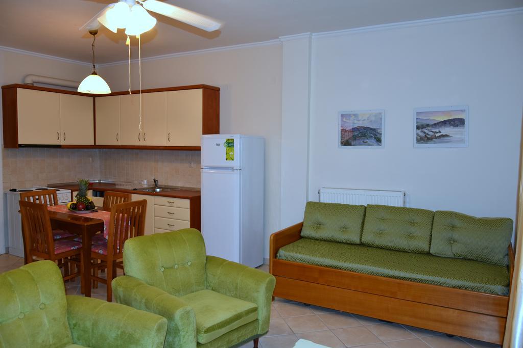 Studio A Apartment Kanali  Bagian luar foto