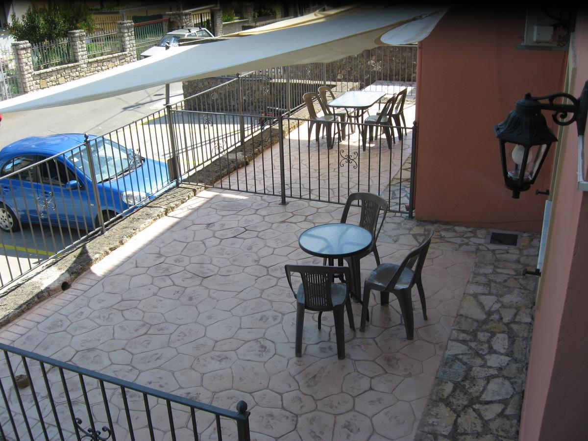 Studio A Apartment Kanali  Bagian luar foto