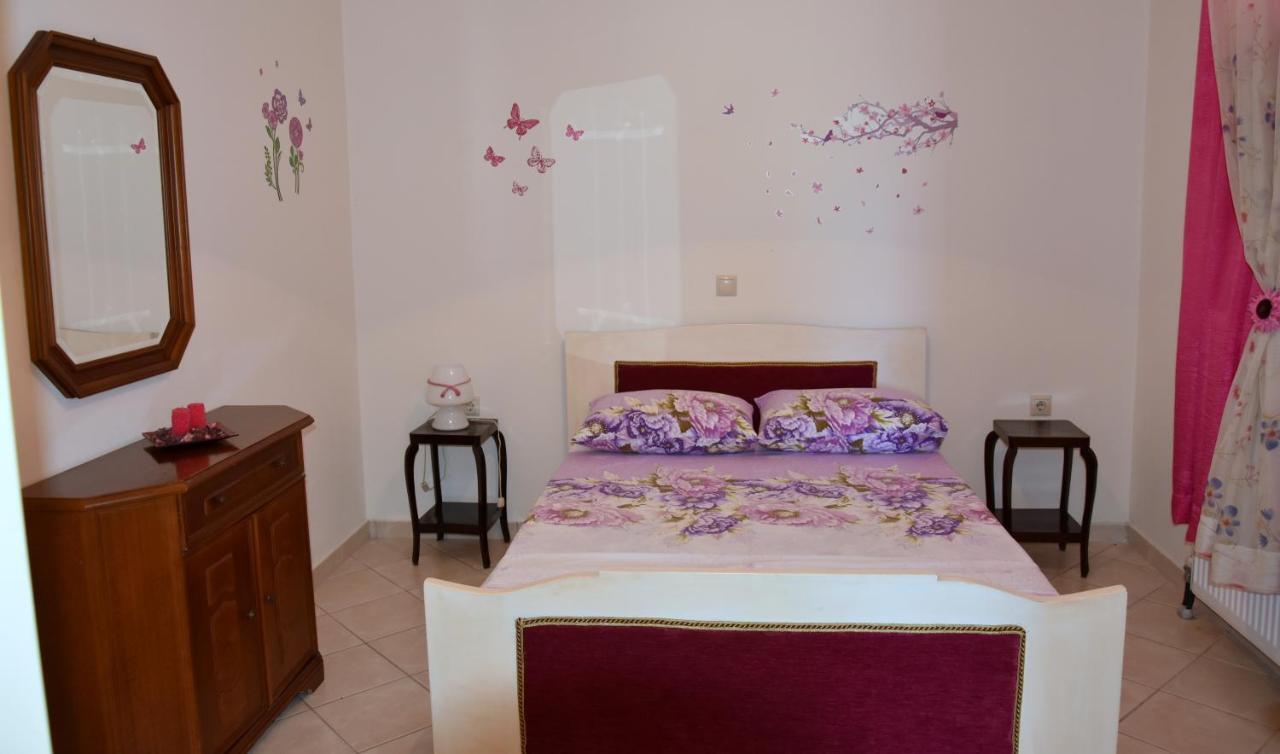 Studio A Apartment Kanali  Bagian luar foto